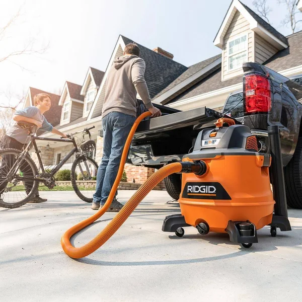 Ridgid 14 gal. 6.0-Peak HP NXT Wet Dry VAC with Auto Detail Kit
