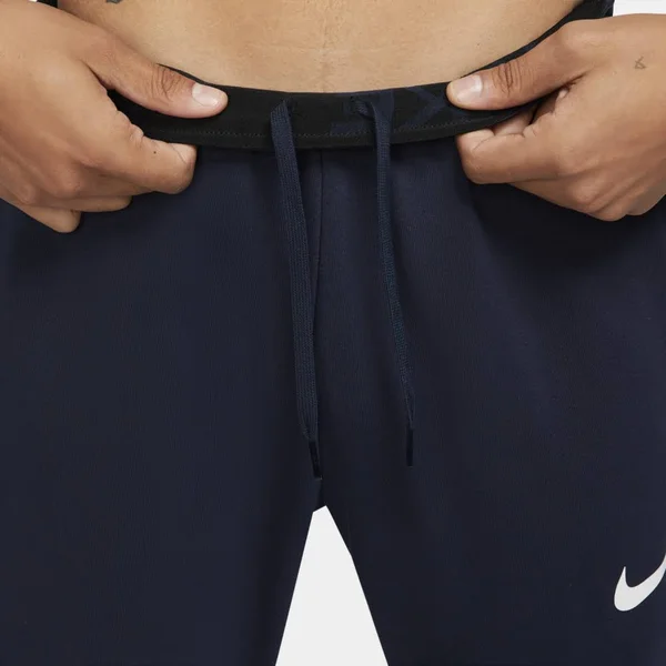 Nike Dri-Fit Men's Tapered Training Pants in Blue - Size: Medium, CZ6379-451