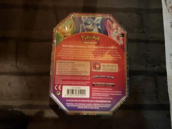 Pokemon Trading Card Game Evolution Celebration Fall Tin, Glaceon-GX