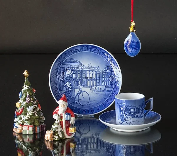 Royal Copenhagen 1016856 Christmas Plate 2016