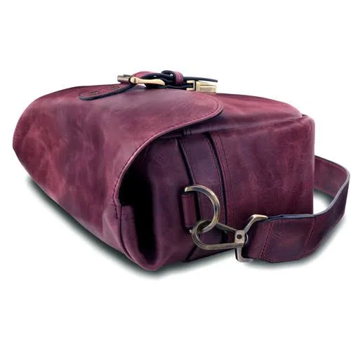 MegaGear Torres Top Grain Leather Camera Messenger Bag for Mirrorless, Instant and Dslr Cameras, Maroon