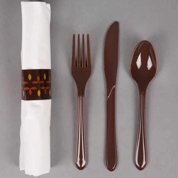 Hoffmaster 119975 CaterWrap 17x22 x 17x22 Pre-Rolled Earthtone Linen-Like White Napkin and Brown Heavy Weight Plastic Cutlery Se