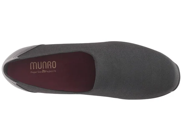 Munro Women's Traveler, Grey Stretch Fabric Size: 6 W