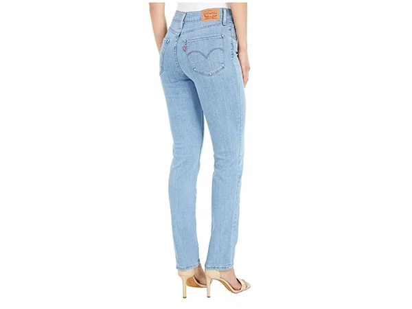 Levi&s Women's 724 High Rise Straight Jeans