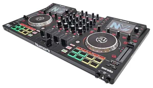 Numark NVII Intelligent Dual-Display Serato DJ Controller 4-Channel - USB + Case