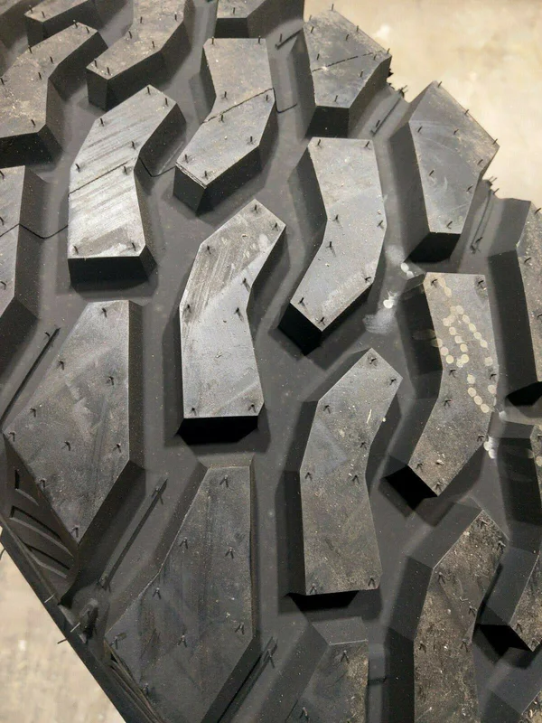 Leao Lion Sport MT LT 285/75R16 126/123Q Load E 10 Ply M/T Mud Tire