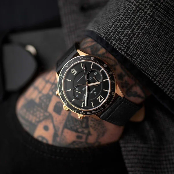 Vincero Bla-rg-p05 The Apex Rose Gold & Black Leather Men's Watch
