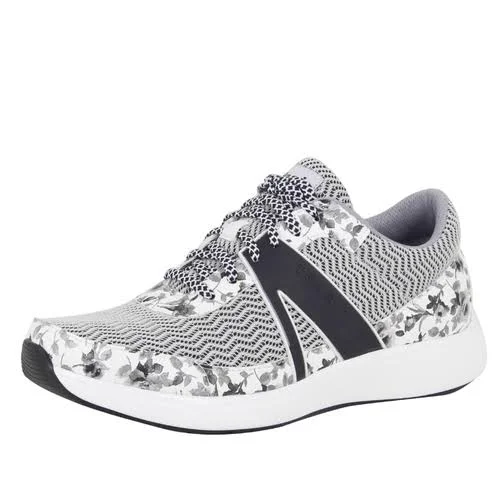 Alegria by PG Lite Women's Traq Qarma Sneaker - Size: 36, Mint Dew Mesh