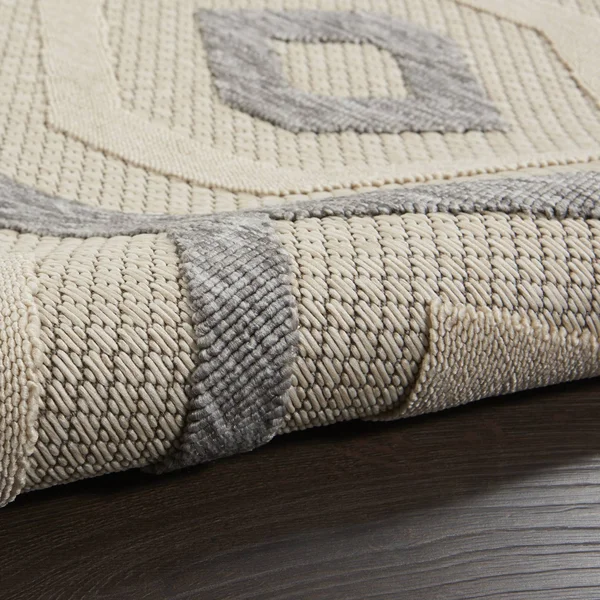 6'x9' Rectangle Indoor and Outdoor Loomed Geometric Area Rug Off-White - White - Nourison