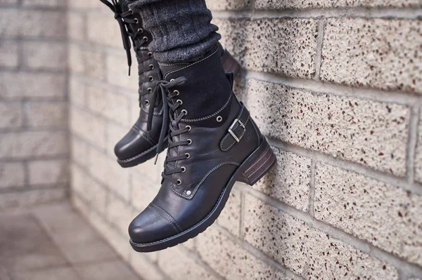 Taos Crave Black (Size: 40 - Width: W)