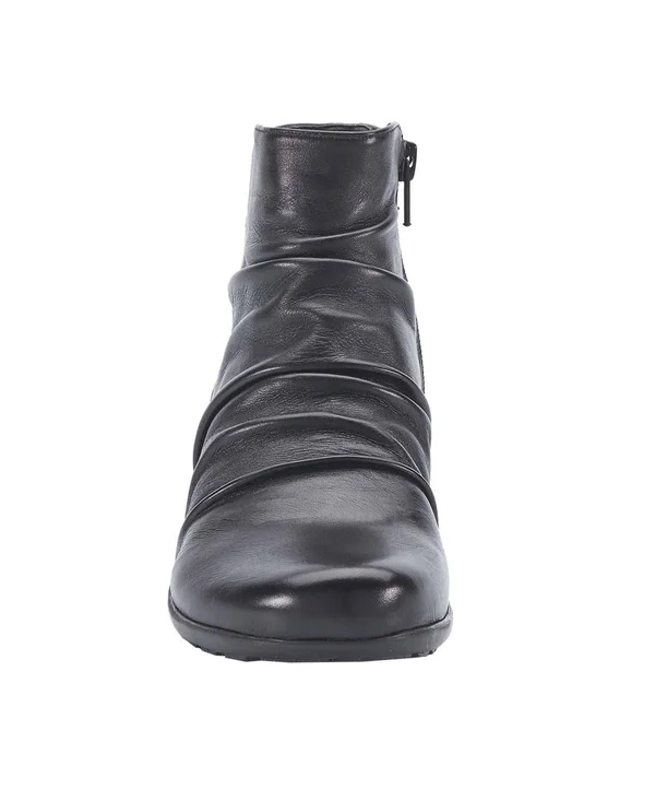 Walking Cradles Women's Esme Ankle Bootie - Size: 4.5, Black Leather