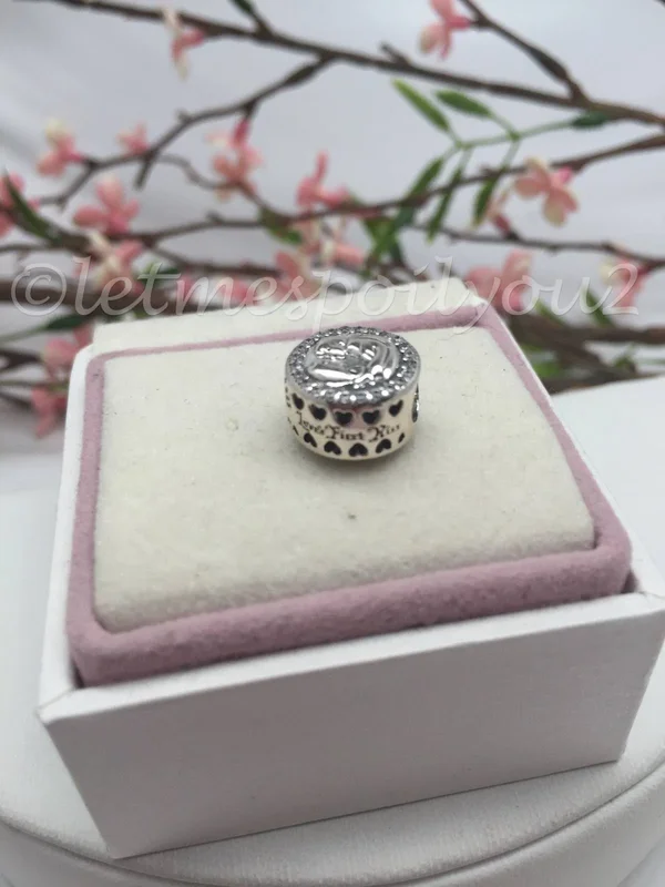 Pandora - 792142CZ - Disney, Snow White 80th Anniversary Charm