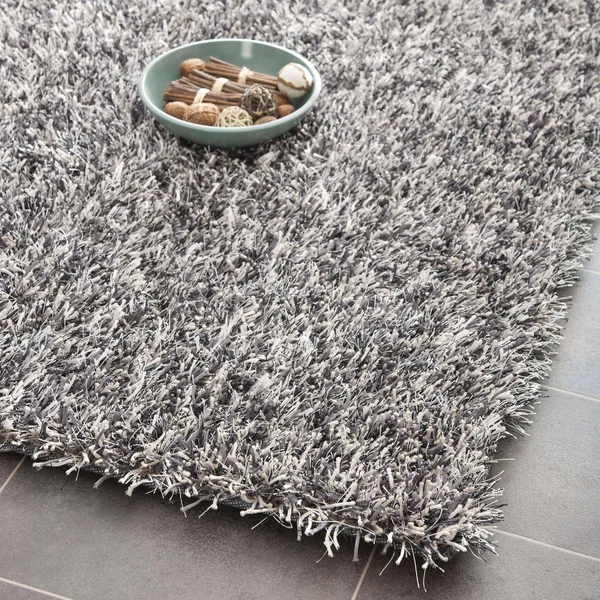 Safavieh Shag New Orleans Platinum/Ivory 4& x 6& Area Rug