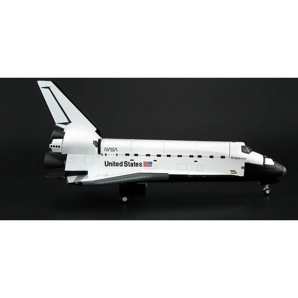 HobbyMaster Space Shuttle Endeavour OV-105 Dec 1998 1/200 HML1404