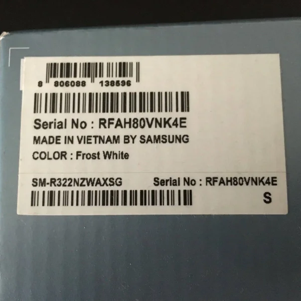 Samsung Gear VR Headset 2015 (SMR322NZWAXAR)