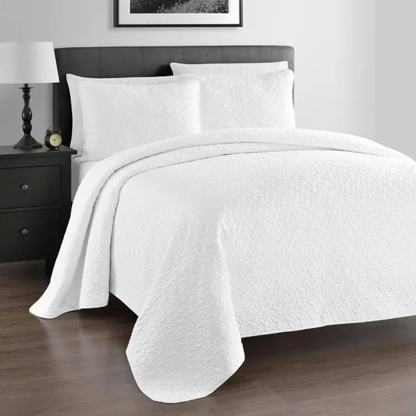 Eluxurysupply Zaria 3-Piece Lightweight Coverlet Set - Size: California King, White