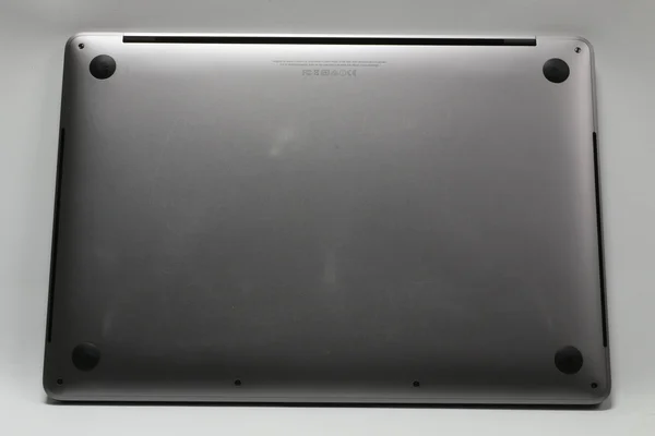 13.3x22 Mid 2017, MacBook Pro, MPXW2LL/A, i5-7267U @ 3.10GHz, 8gb, 512gb SSD Computer Overhauls