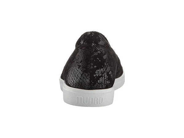 Munro Women's Lulu Black Snake Print 7 M