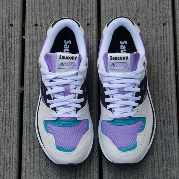 Saucony Azura Size: 8M, White, Violet, Capri