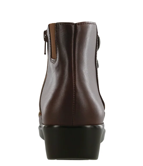SAS Women's Jade - Walnut Size: 7.5 WW
