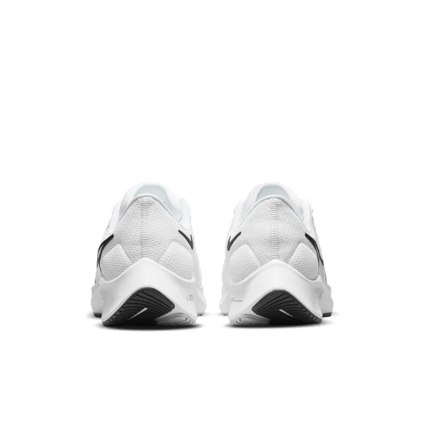 Nike Men's Air Zoom Pegasus 38 Running Shoes - White