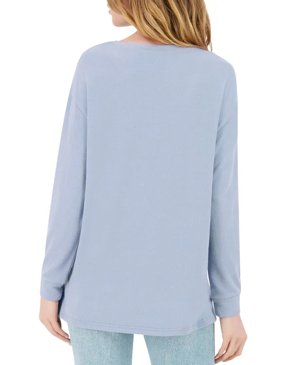 Cupcakes and Cashmere Gazella Ultra Soft V-Neck Sweater Women's : MD