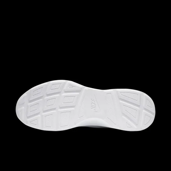 Nike Wearallday White/Black Women's Shoes - Size: 5