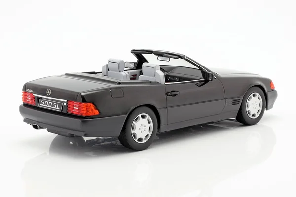 KK Scale Models - Mercedes-Benz 500 SL R129 - 1993 - 1/18 - Black