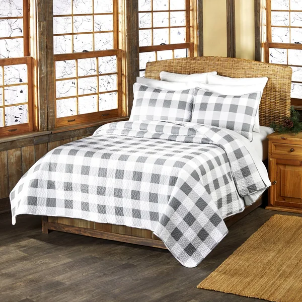Checkered Bed Quilt Set with Pillow Shams - Gray - King - 3 Pieces