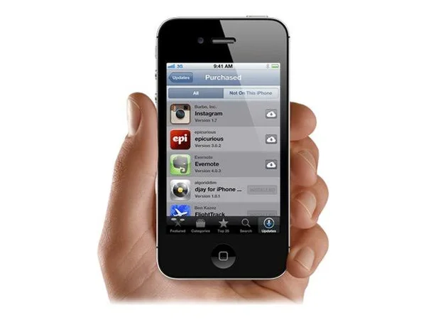 Apple iPod Touch (4th Generation) - 64 GB - Black