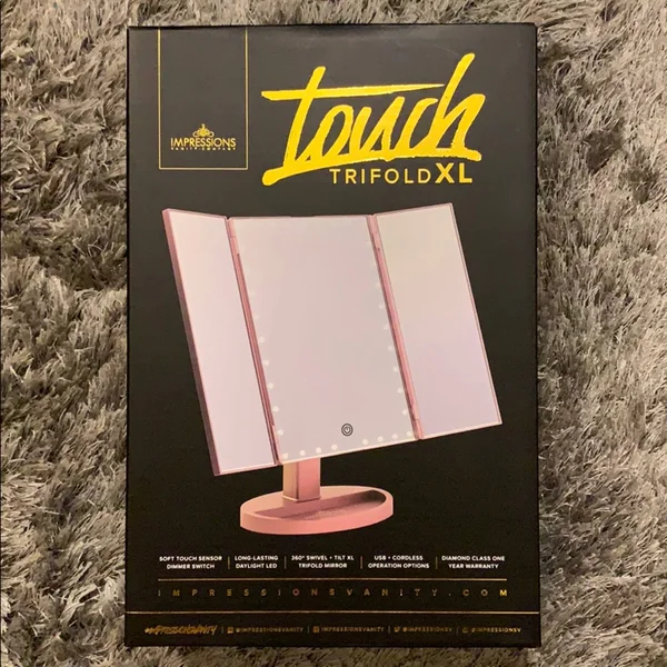 Impressions Vanity Company Touch Trifold XL Rose Gold Makeup Mirror.