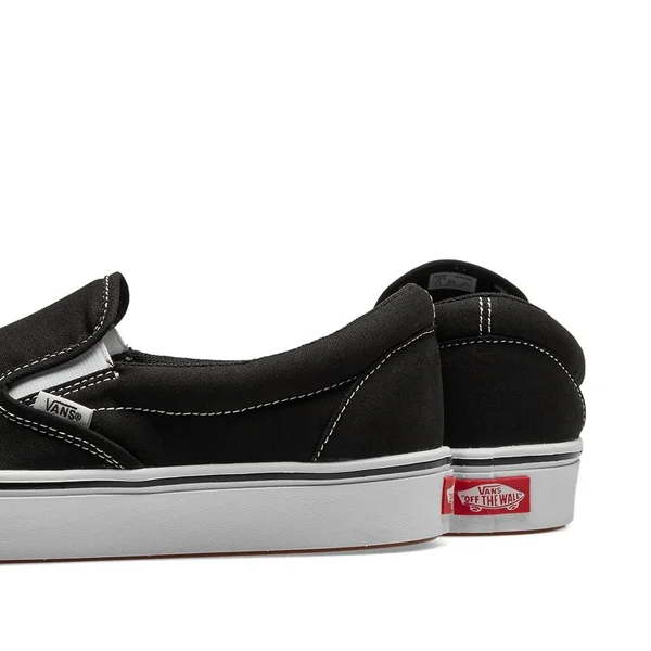 Vans ComfyCush Slip-On (Black/True White)