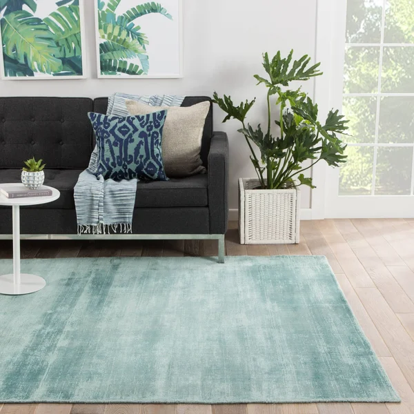 Urban Luxe Lizette Handmade Solid White Area Rug (5& x 8&)