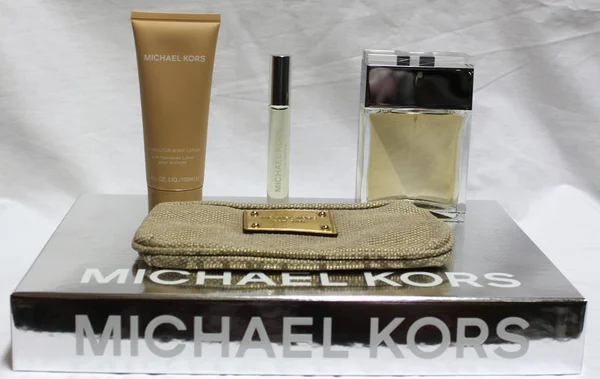 Michael Kors Gorgeous 4-Piece Holiday Gift Set