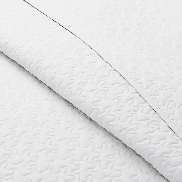 Eluxurysupply Zaria 3-Piece Lightweight Coverlet Set - Size: California King, White