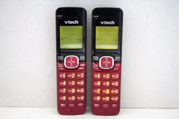 Vtech CS6529 DECT 6.0 Cordless Phone System with Caller ID/Call Waiting/Answering Machine, 2 Handsets, Red