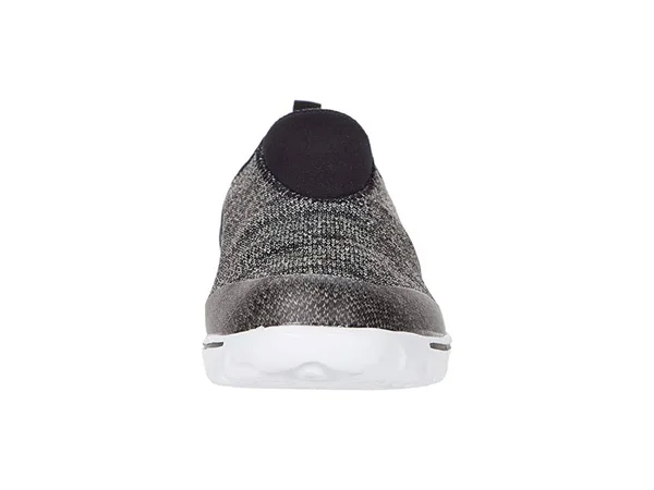 Women's Propet TravelActiv Slip-On, Size: 9, Black