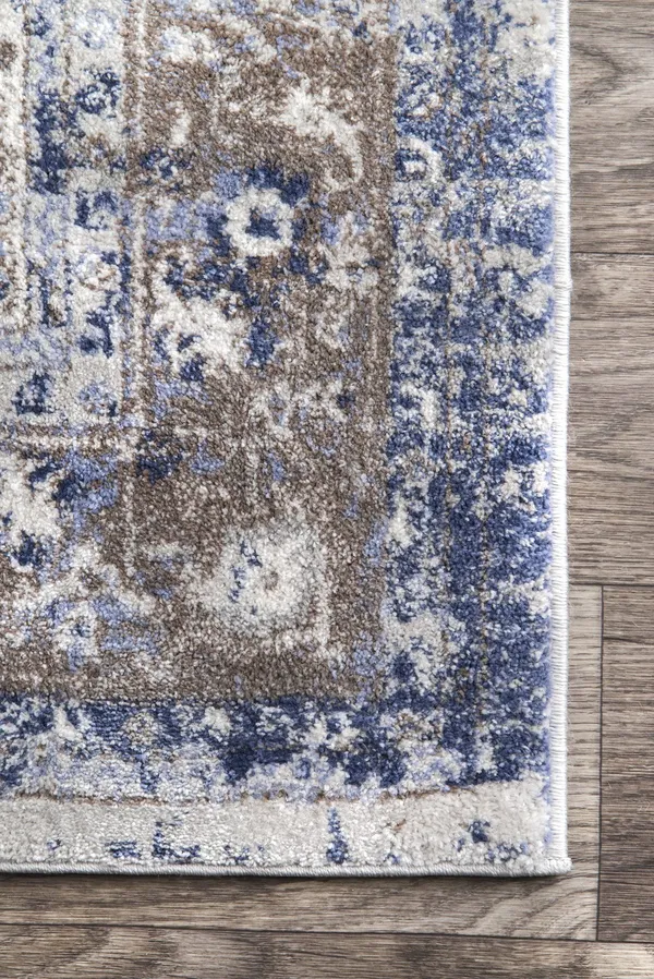 nuLOOM Rugs Vintage Lilah Medallion Blue 5& x 7& 5x22 Area Rug