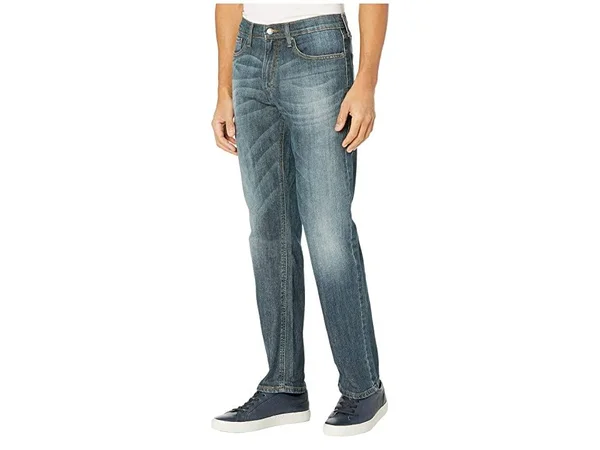 Signature by Levi Strauss & Co. Gold Label Men's Athletic Fit Jean