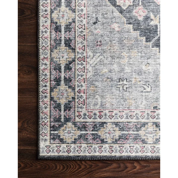 Alexander Home Leanne Traditional Distressed Printed Area Rug, Adult Unisex, Size: 7&6 x 9&6, Red