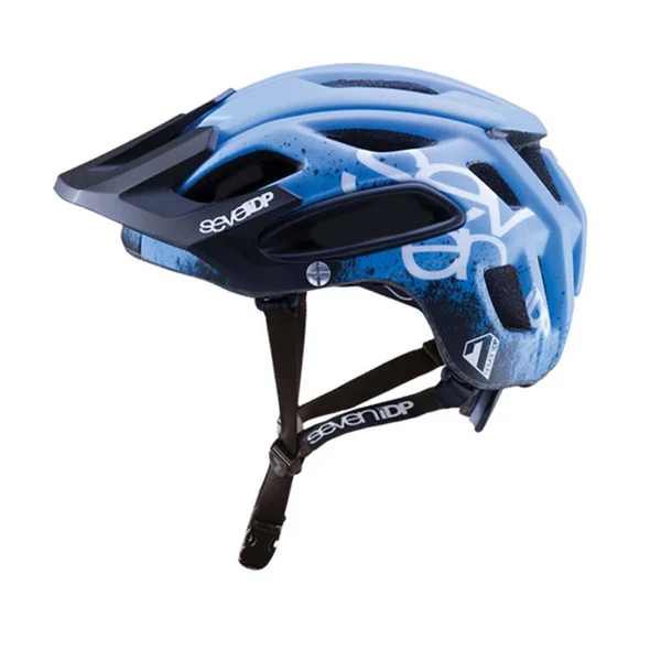 7iDP M2 Helmet
