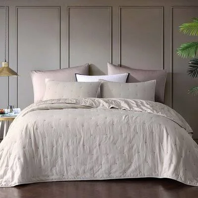 Annemasse Pre-Washed Microfiber Ultra Soft Lightweight Star Reversible Comforter Set Orren Ellis Size: King - Color: Beige