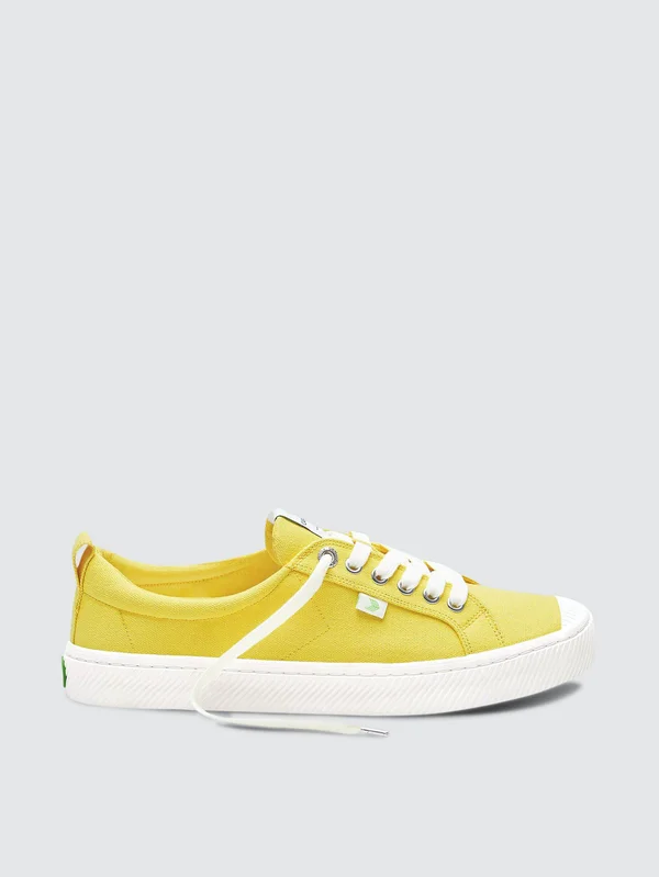 Cariuma Oca Low Yellow Canvas Sneaker Men - Yellow