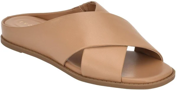 Evolve by Easy Spirit Odyssa 5.5 Women's Camel