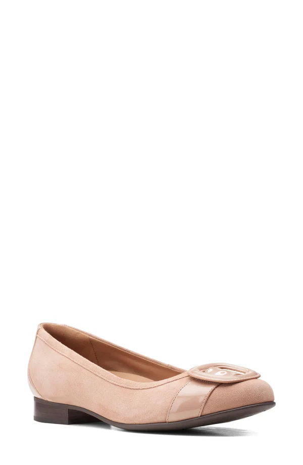 Clarks Un Blush Cove Flat - Beige - 9 W