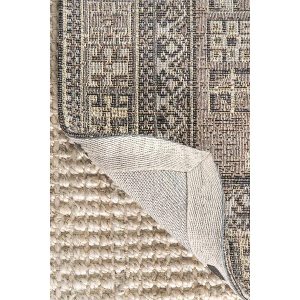 nuLOOM Transitional Aztec Sahiry Area Rug - Size: 4& x 6&