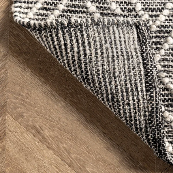 nuLOOM Flora Handmade Textured Diamonds Wool Area Rug, Size: 5& x 8&