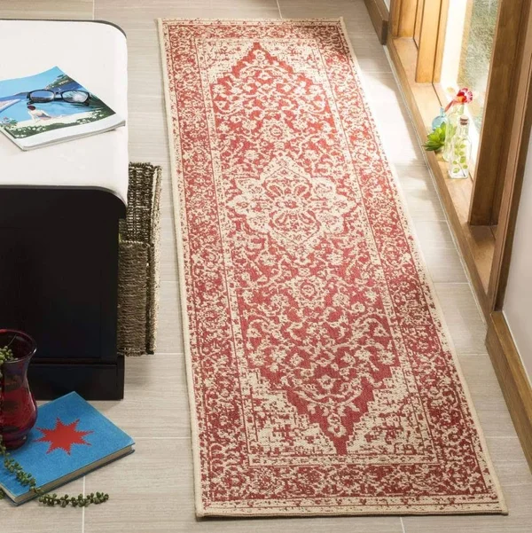 Safavieh LND137Q-3 3 x 5 ft. Linden 100 Rectangle Rug Red & Creme
