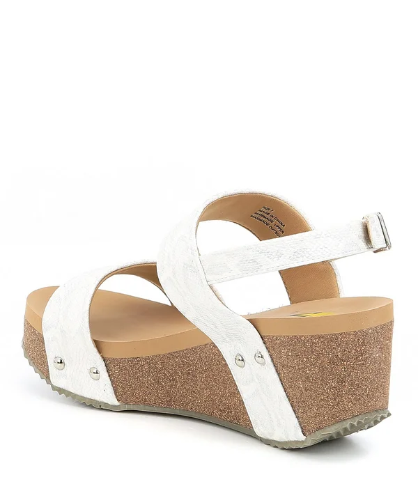 Volatile Summer Love Womens Faux Leather Snake Embossed Wedge Sandals, White
