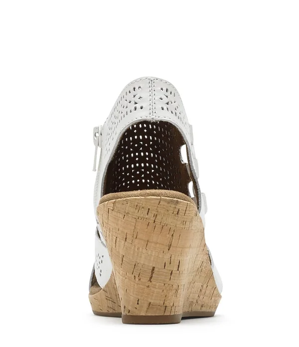 Cobb Hill Women's Janna Perf Shoes - White in Size 6.5